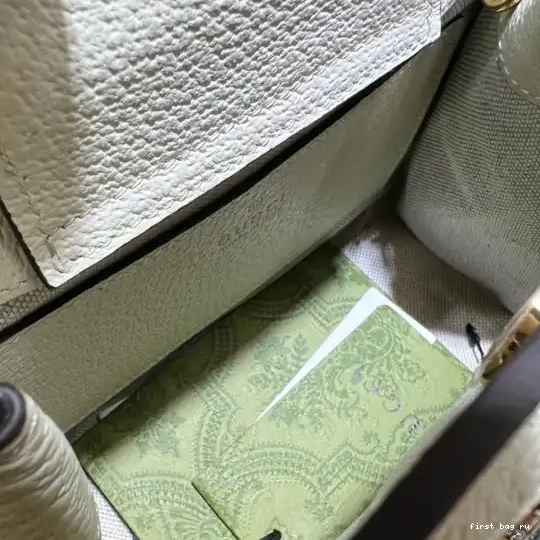 First bag ru bag Diana Gucci mini tote 0528
